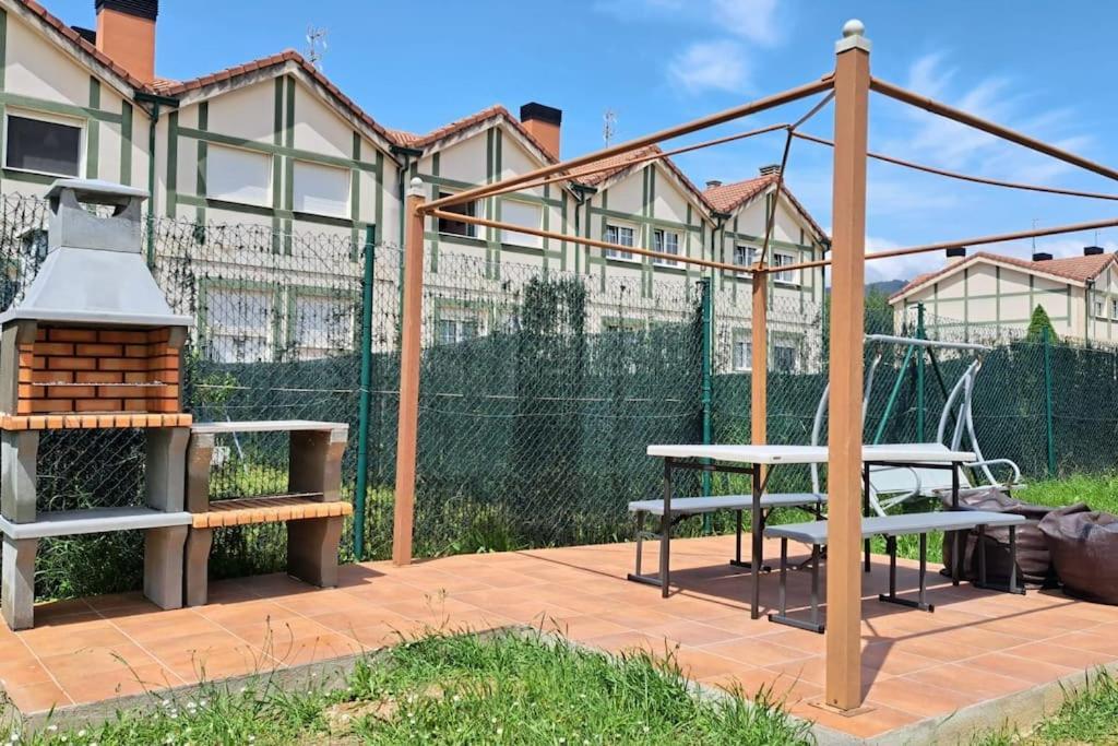 Espectacular Casa Rural En Espinosa de los Monteros Extérieur photo