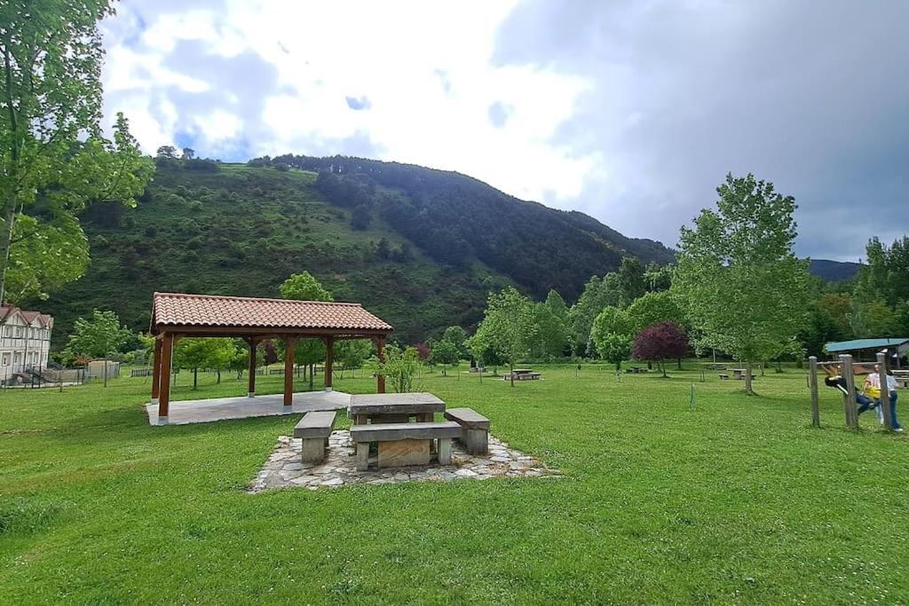 Espectacular Casa Rural En Espinosa de los Monteros Extérieur photo